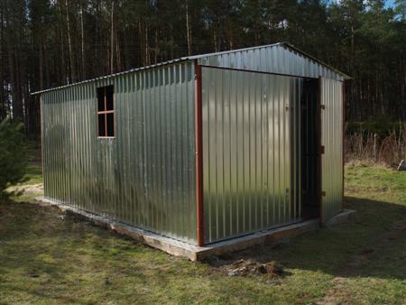 Garaż 5x3 standard ocynk z dwuspadem, drzwi asymetryczne i okno